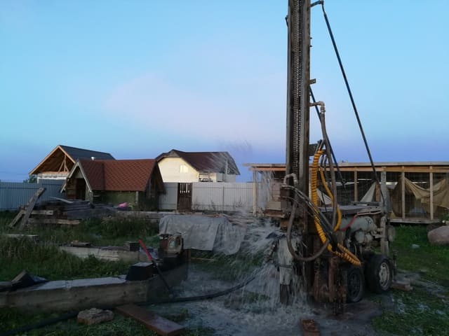Бурение скважины на воду в деревне Покизен-пурская